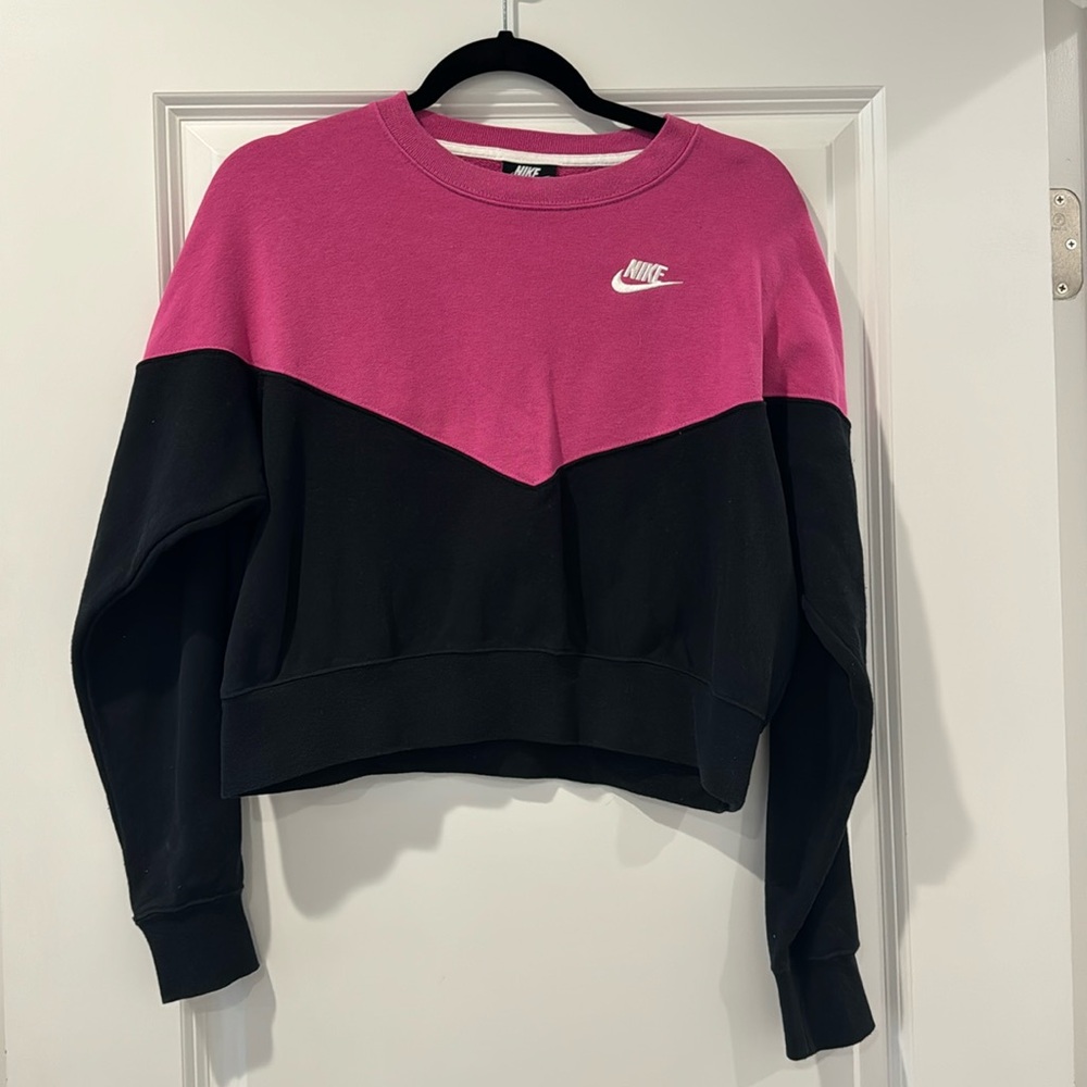 Nike cropped crewneck